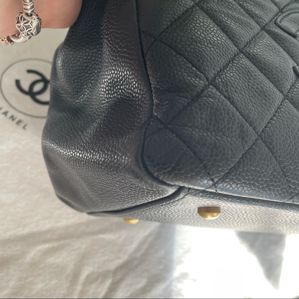 ❤️SOLD❤️ CHANEL Logo Quilted Timeless Caviar Petite Tote Bag - Picture 7 of 14